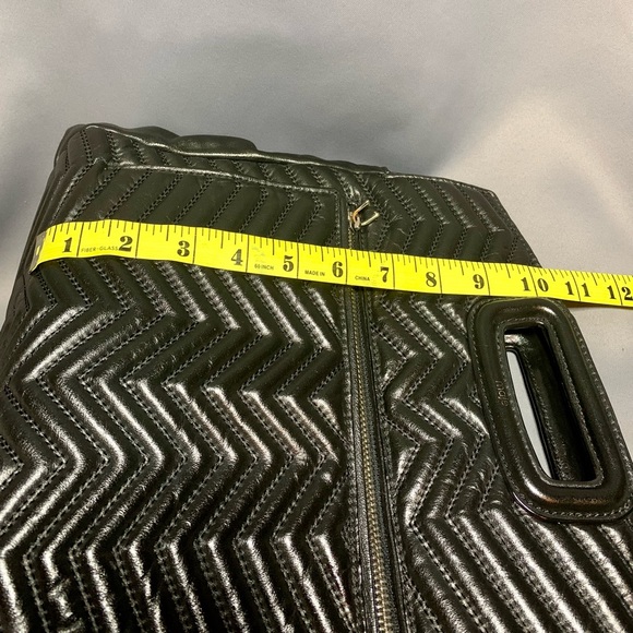 Maje PARIS Zig Zag Quilted Leather Tote - Picture 9 of 12